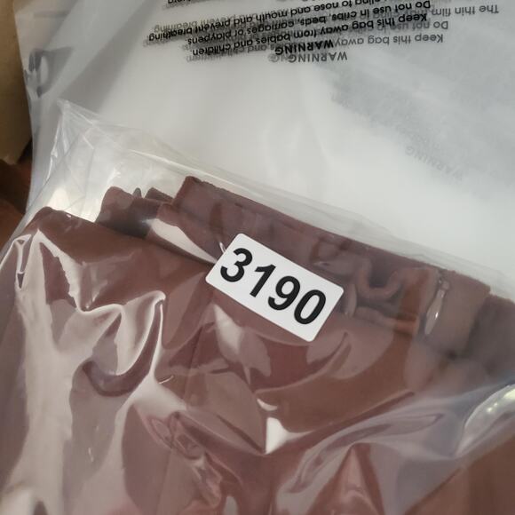 Sundance Pants Womens 6 Brown Stretch Faux Suede High Rise Skinny Legging Style - Picture 9 of 9